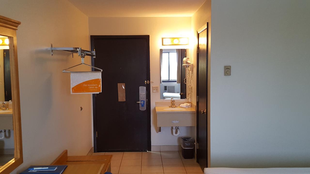 Rodeway Inn Bozeman Exteriér fotografie